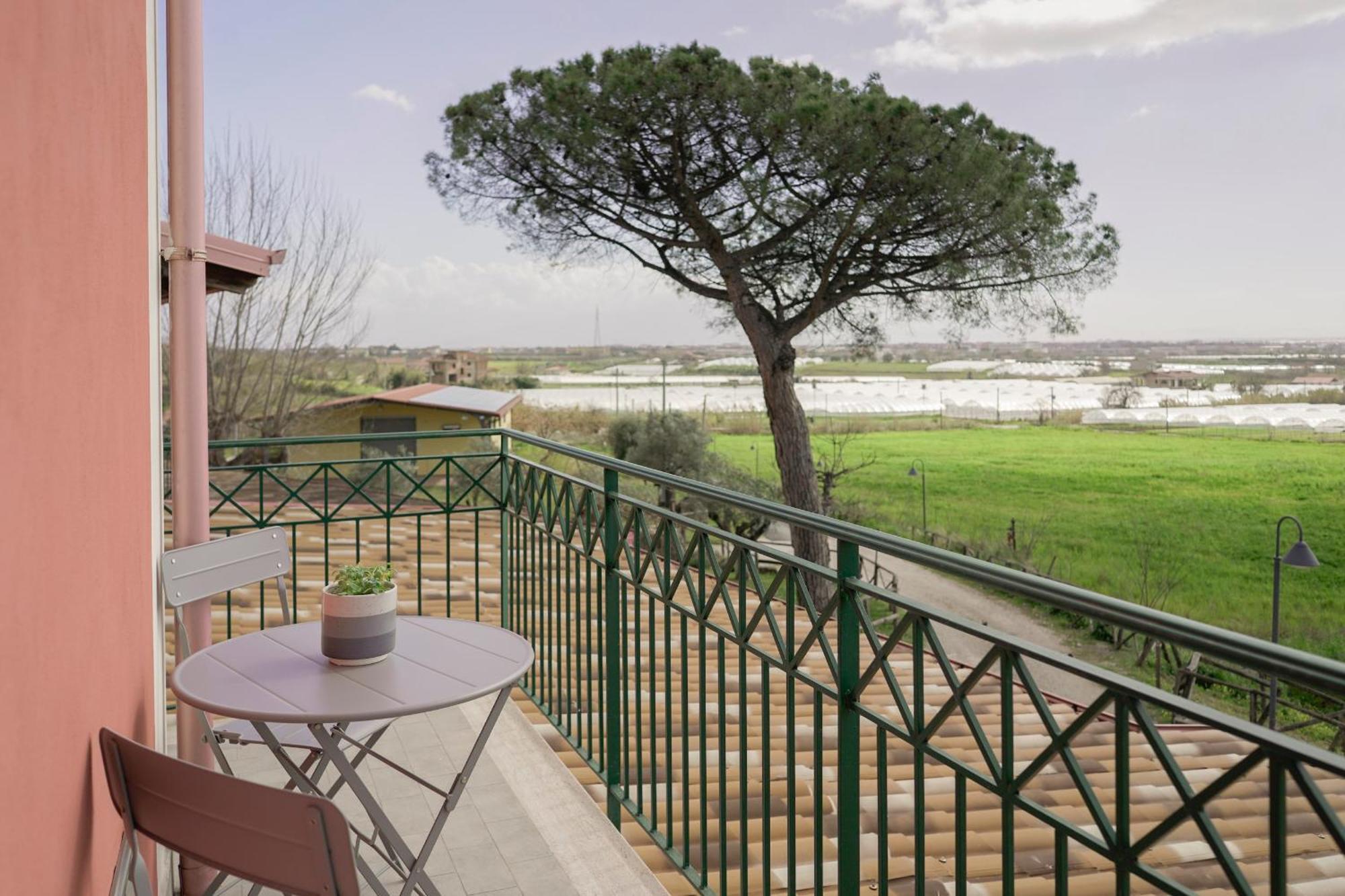 Terra Di Vento Bed & Breakfast Montecorvino Pugliano Exterior photo